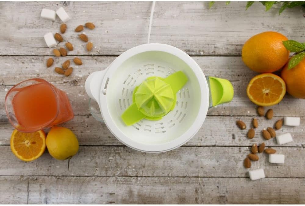 Spremi agrumi elettrico "Push &Go" con caraffa graduata rimovibile da 700 ml