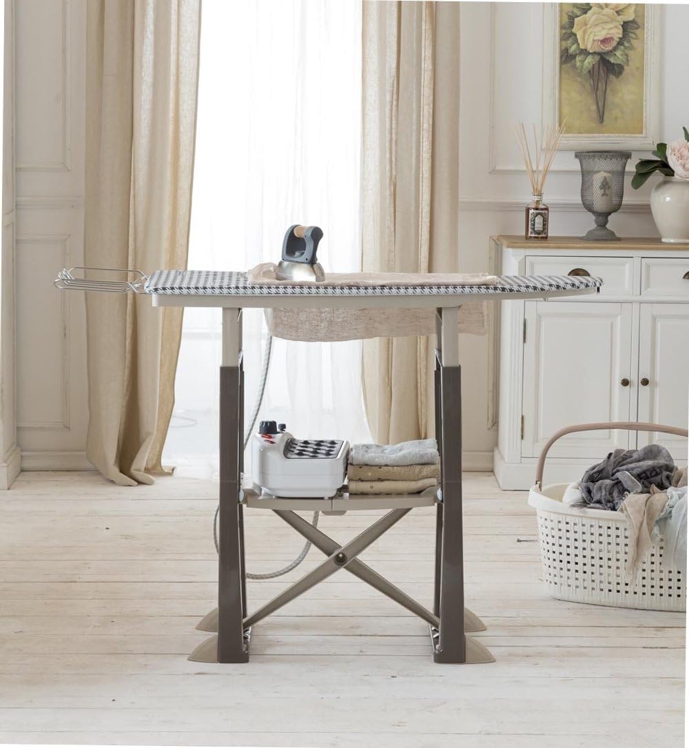 Asse da stiro "Trend " 40x31 cm in resina speciale dotato di quattro piedini di appoggio
