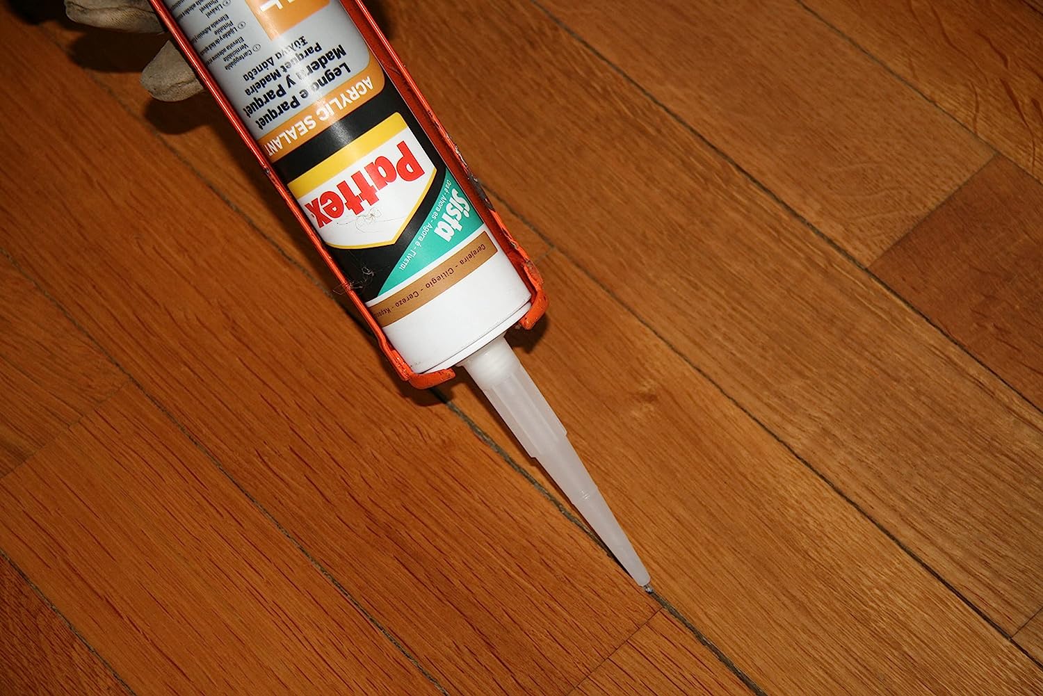 Silicone acrilico "Pattex AC411" per legno e parquet 300 ml