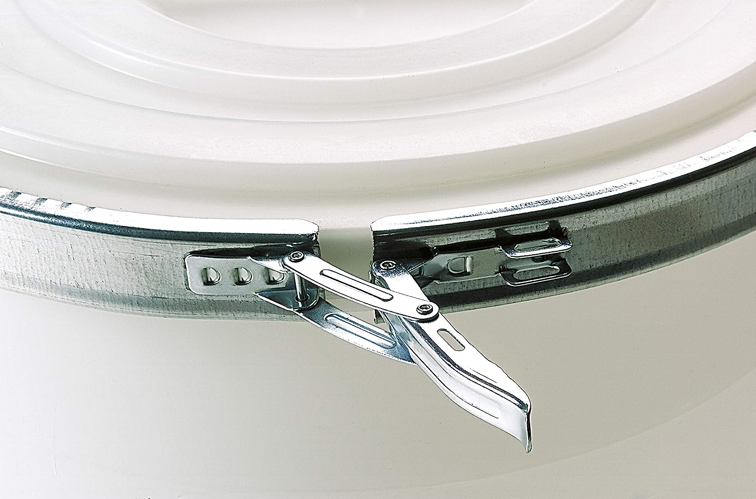 Bidone industriale in plastica per alimenti con manici e coperchio