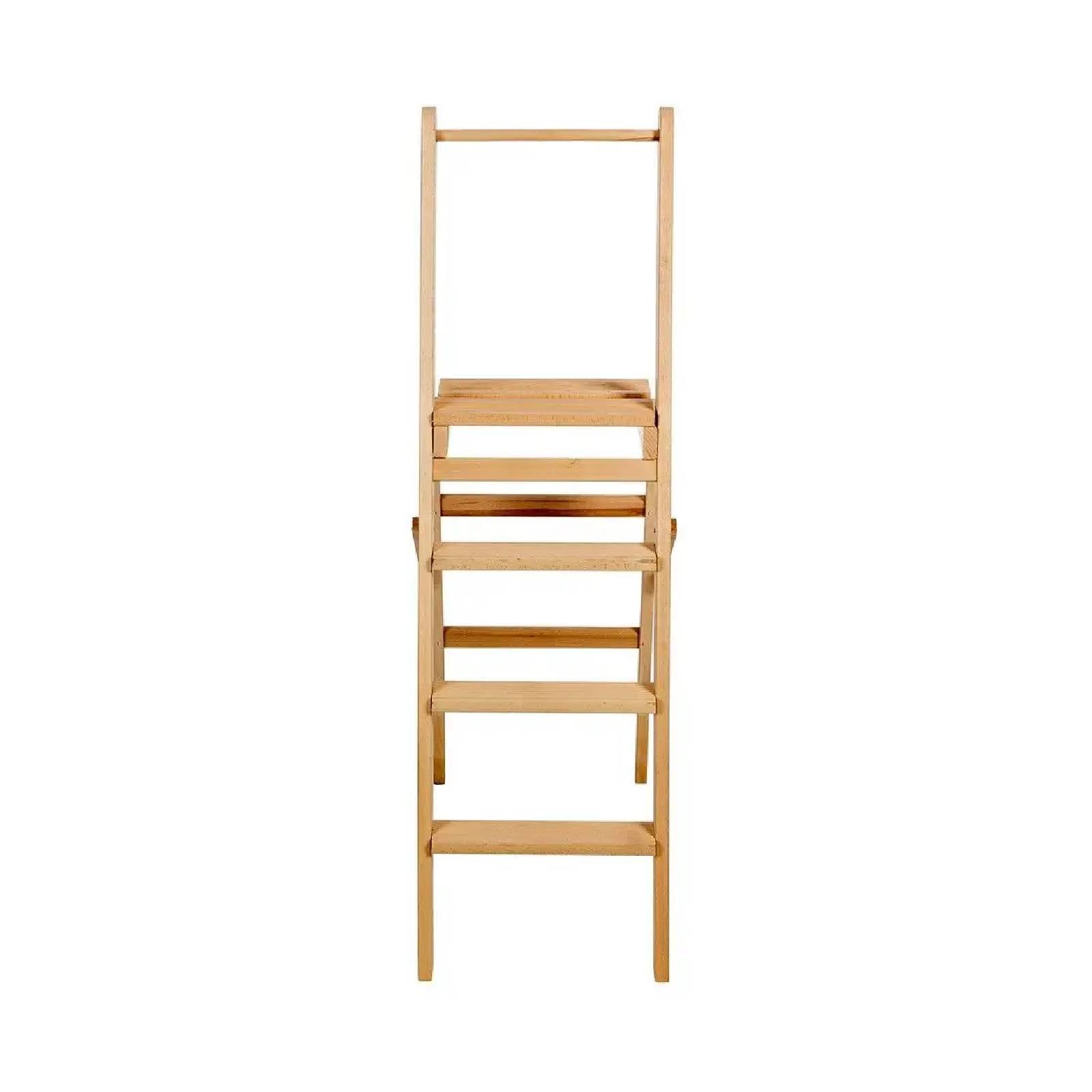 Sgabello "Scaletta" con barra di appoggio realizzato in legno grezzo resistente e pieghevole