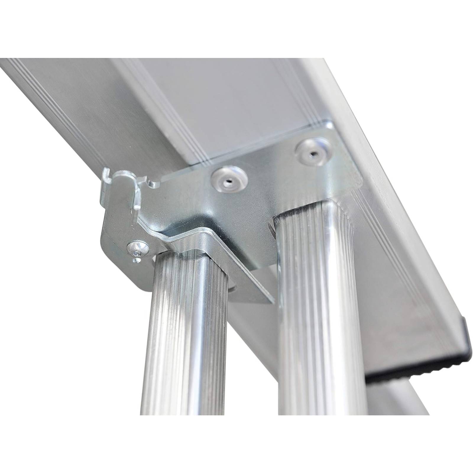 Scala a due elementi in alluminio dotata di stabilizzatore di base e limitatore di altezza