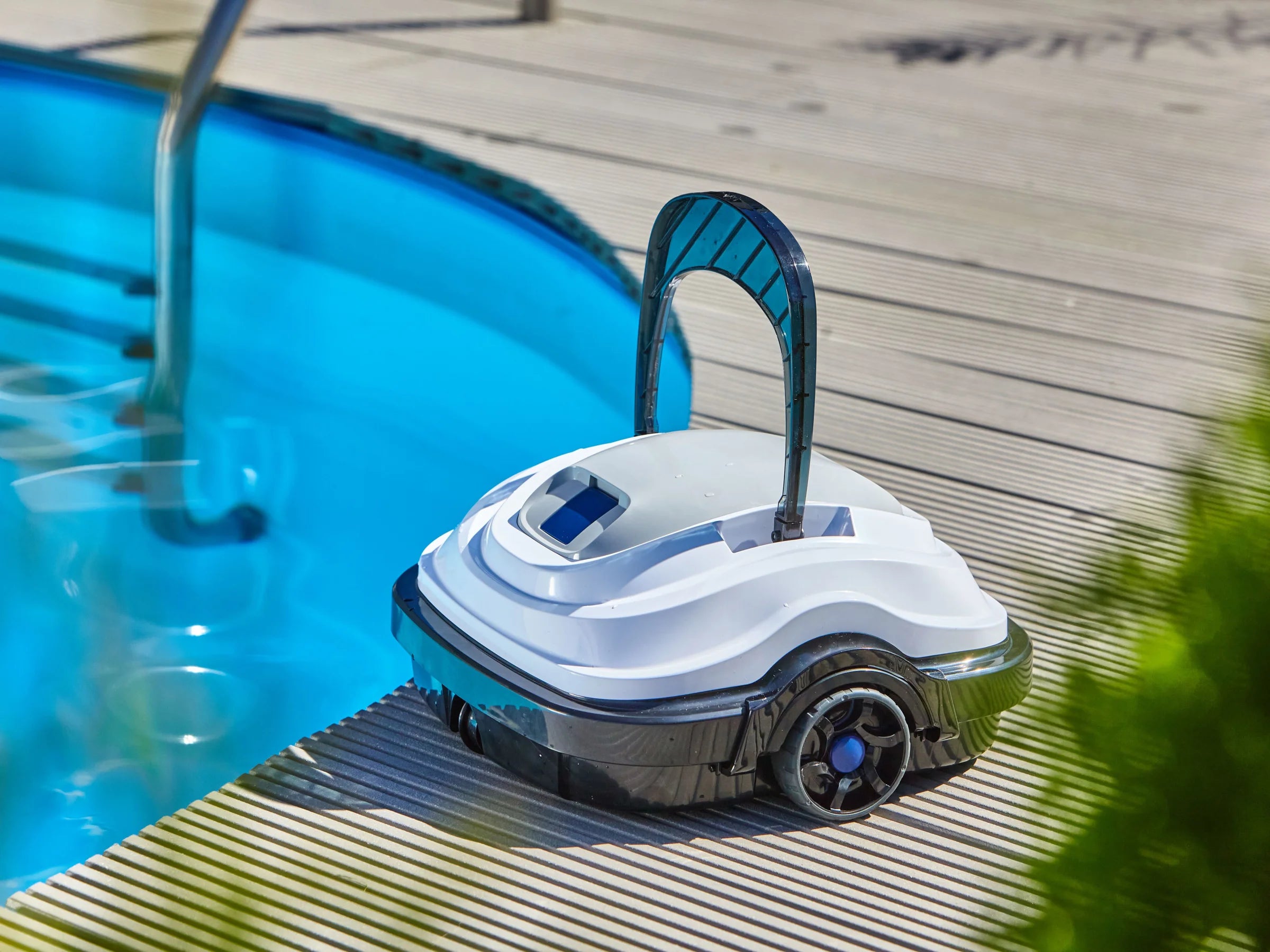 Robottino "Sirena" puliscifondo per piscina automatico con ruote, fino a 50 minuti di autonomia
