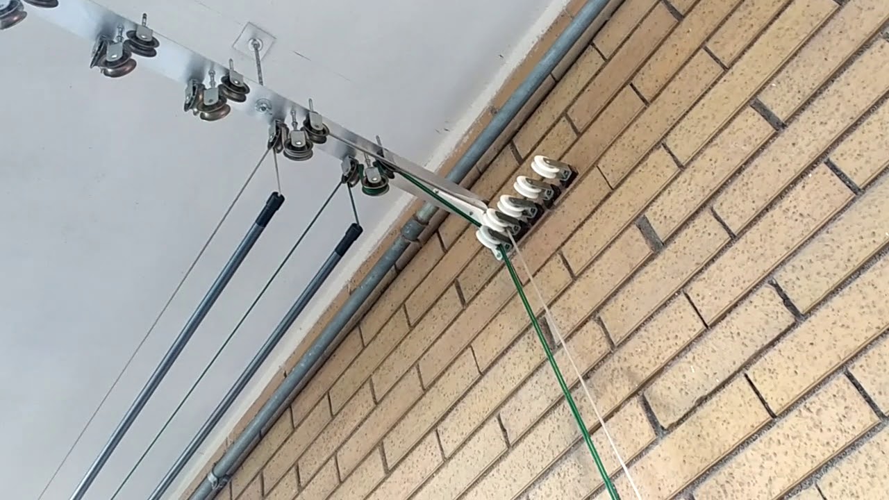 Carrucola stendibiancheria in nylon e acciaio con cuscinetto