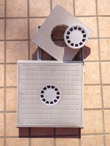 Chiusino in polipropilene con sifone centrale completo di telaio