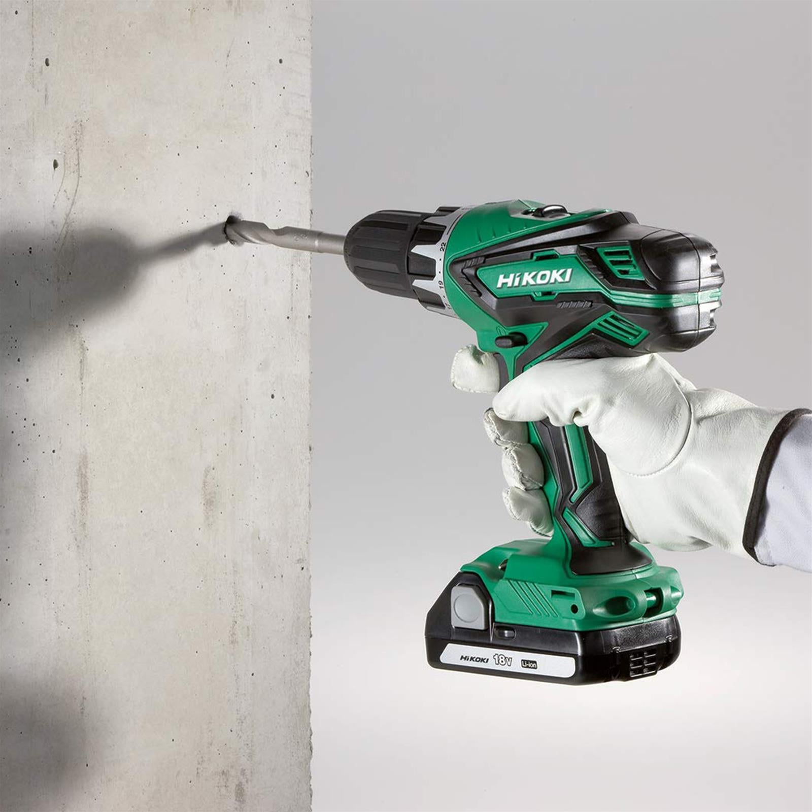 Trapano avvitatore hikoki a percussione con mandrino autoserrante batteria