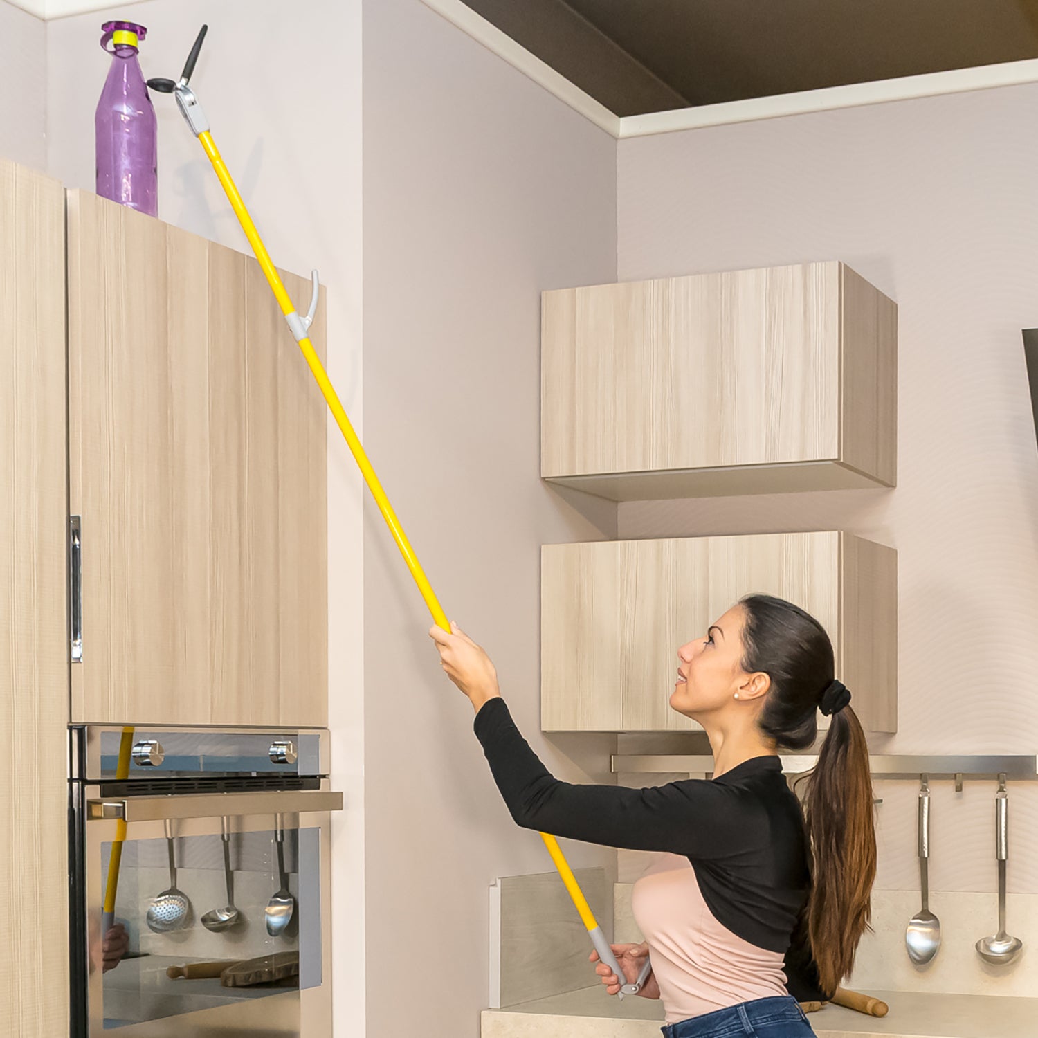 Pinza multiuso per scaffali prendi oggetti con doppia chela in gomma h 158 cm