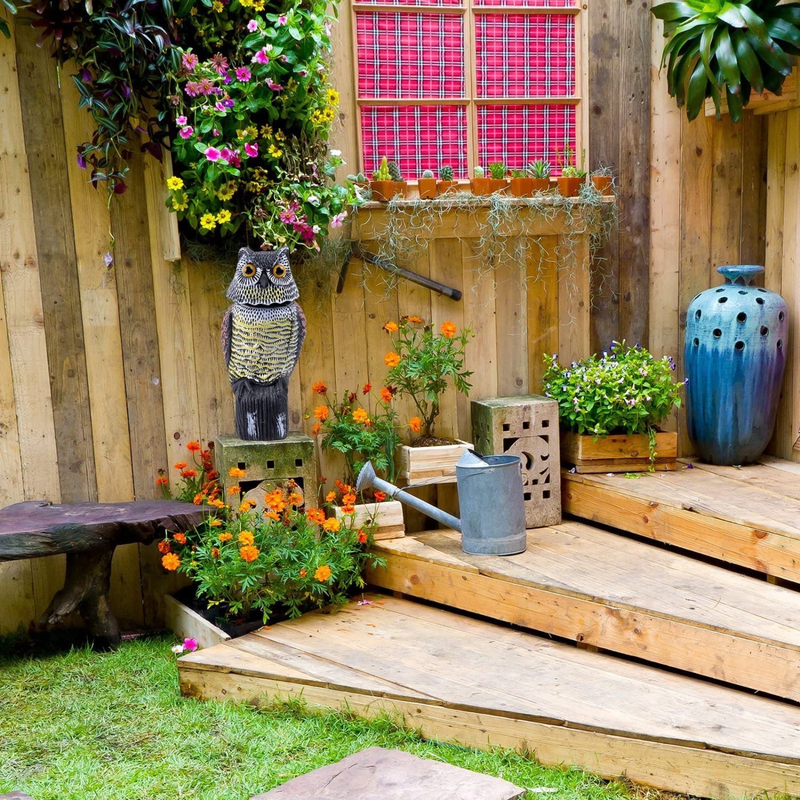 Dissuasore per uccelli spaventapasseri a forma di gufo