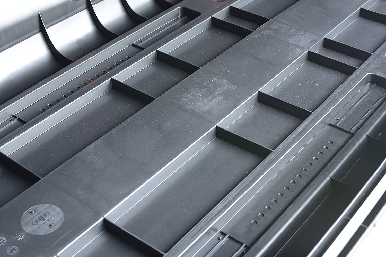 Baule portapacchi per auto effetto fibra di Carbonio da 320 lt "Made in Italy"