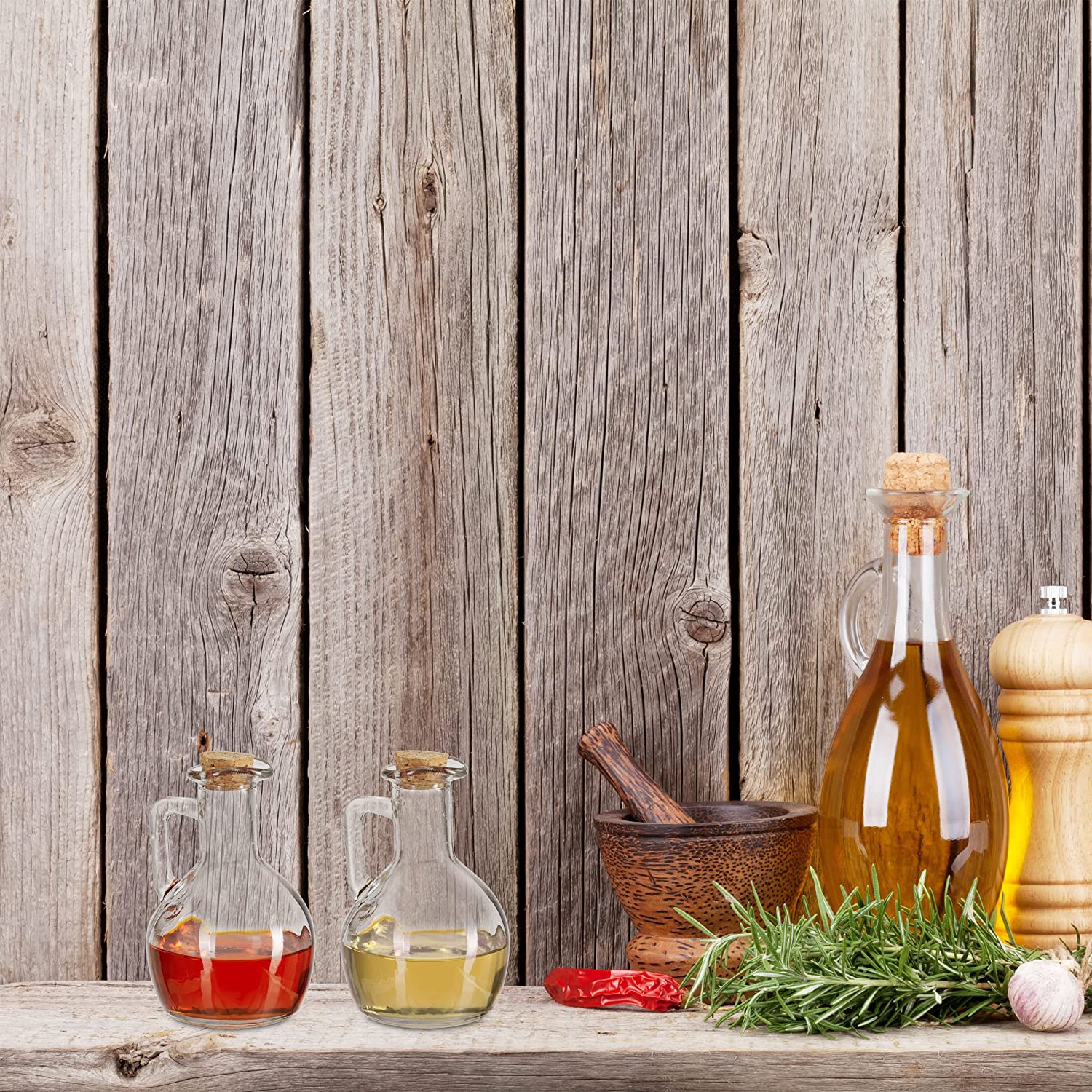 Set Oliera e Acetiera in vetro con manico ed imboccatura a tappo di sughero