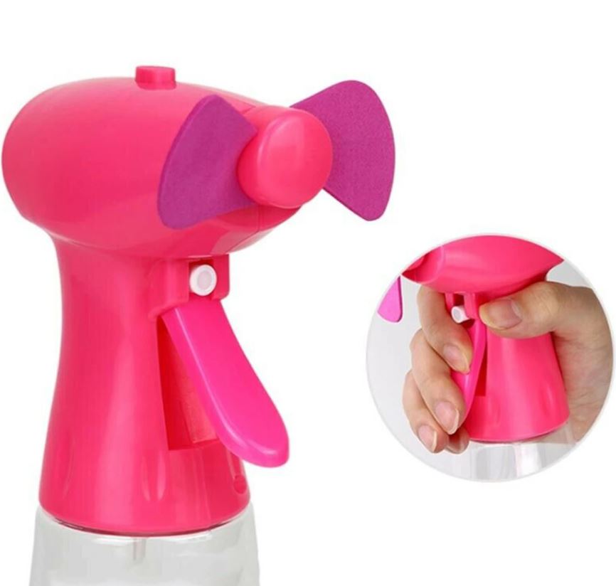 Ventilatore a batteria portatile con nebulizzatore ad acqua per mare e spiaggia h 22 cm