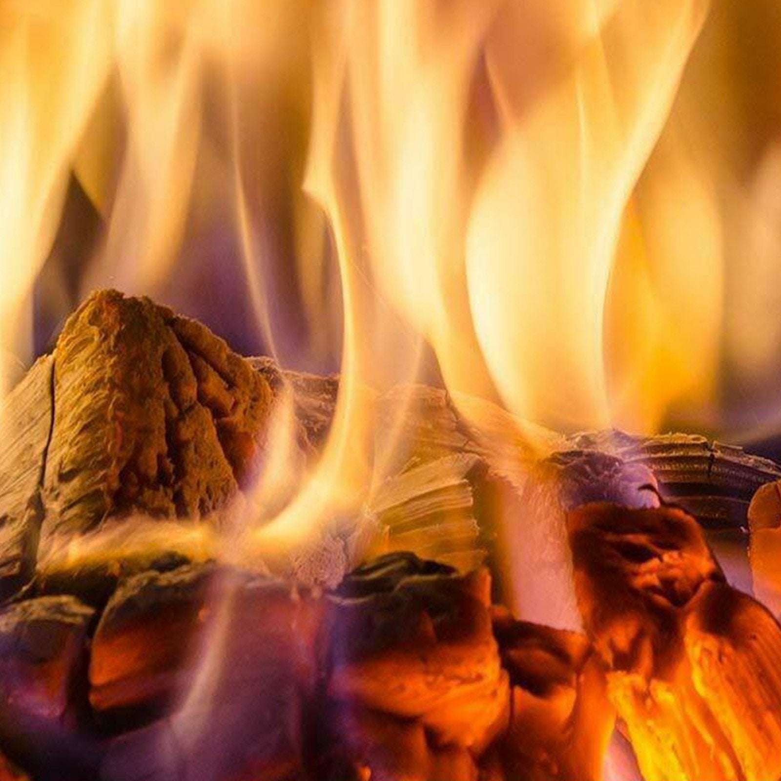 Legna di Faggio da ardere in sacchi da 10 kg per riscaldamento stufe e caminetti, tronchetti 25 cm