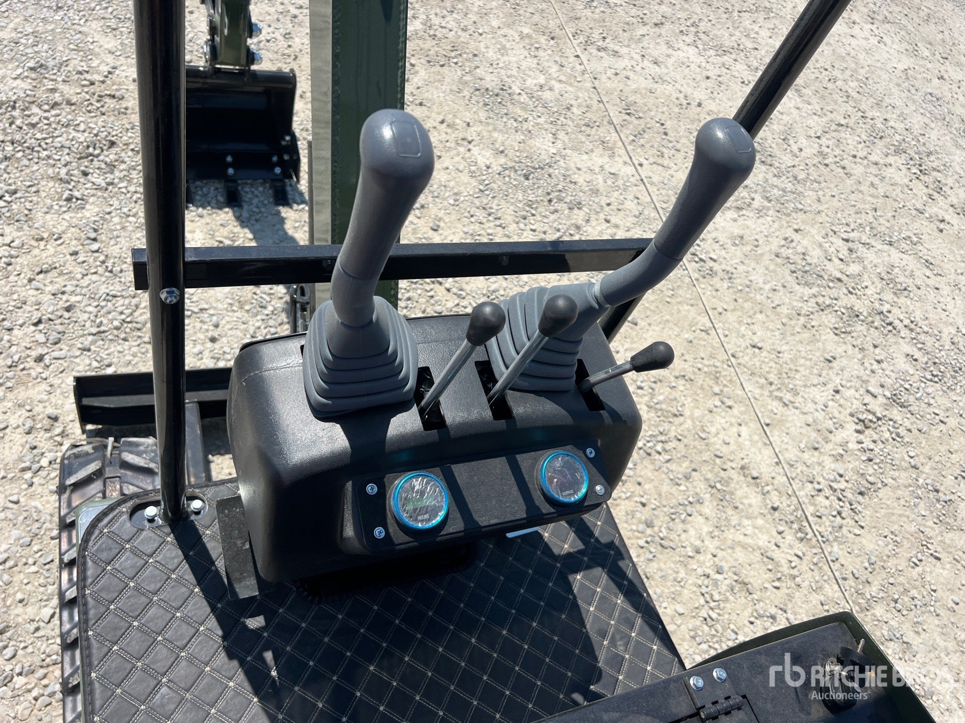 Mini escavatore Colt KV13 (2026) – 13 Q.li – Nuovo