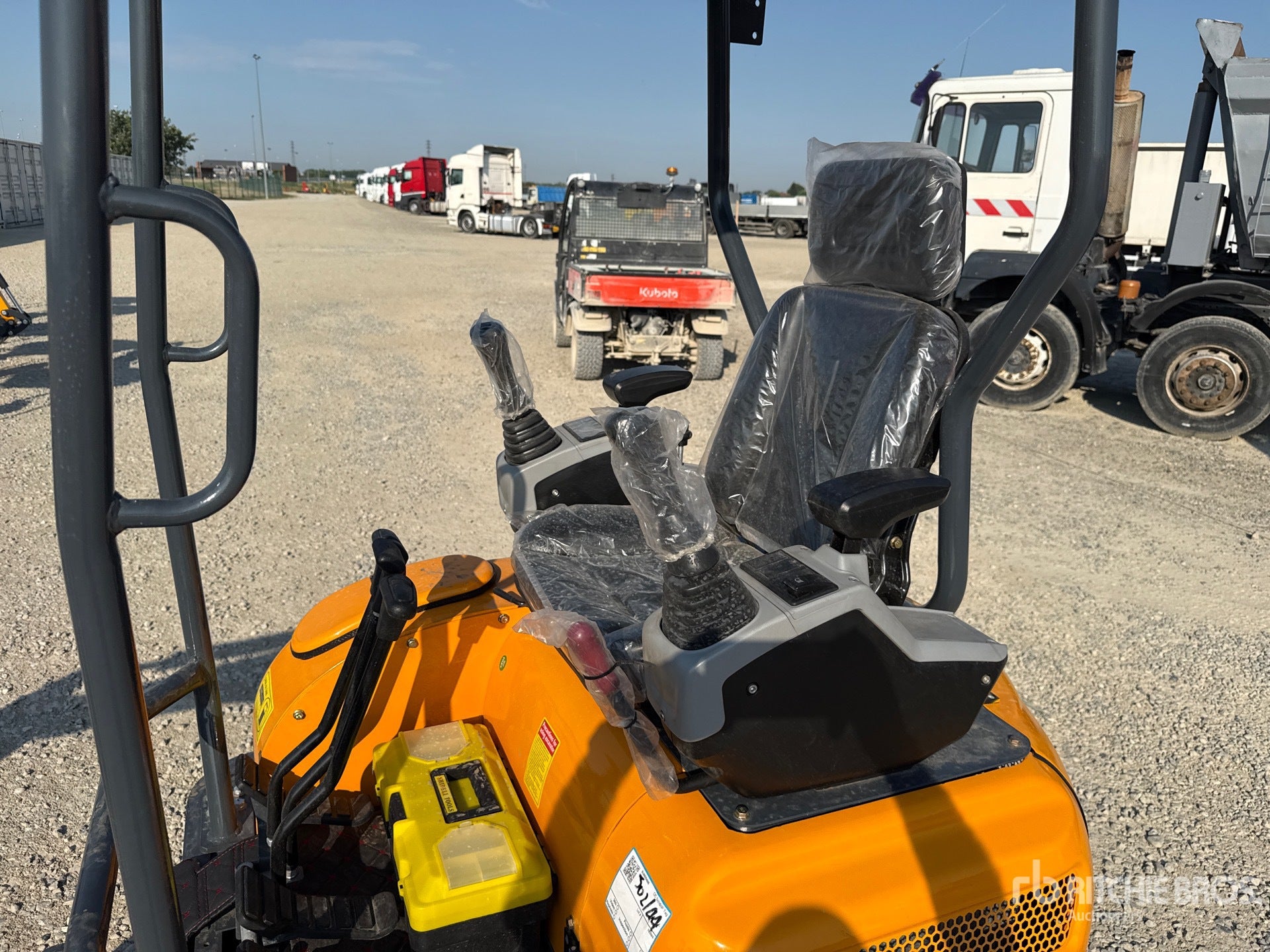 Mini escavatore 20 Q.li VICSEC VC20 (2026) con Pollice Meccanico – Nuovo