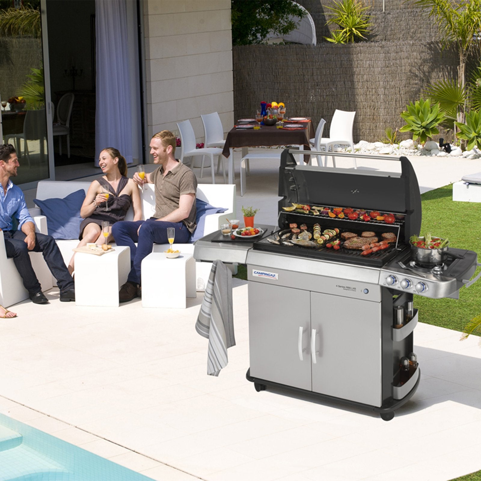 Barbecue griglia "4 Series RBS LXS" 3 bruciatori RBS BBQ con due piani cottura e ruote