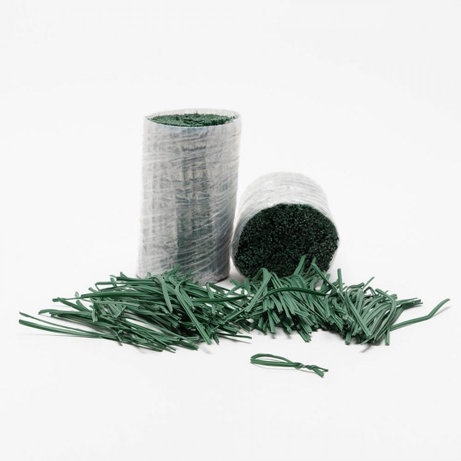 Piattina filo metallico rivestito in pvc tagliata a spezzoni per fissaggi manuali