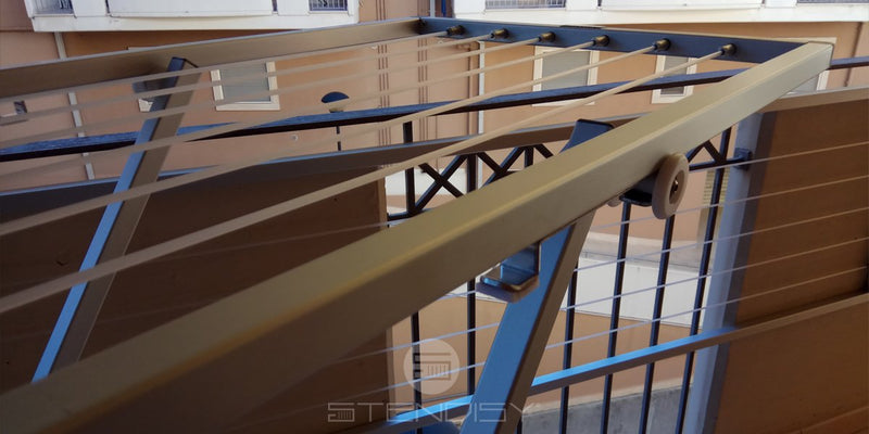Stendibiancheria Classico con ruote ad altezza regolabile, stendino per balconi in alluminio anodizzato antiruggine